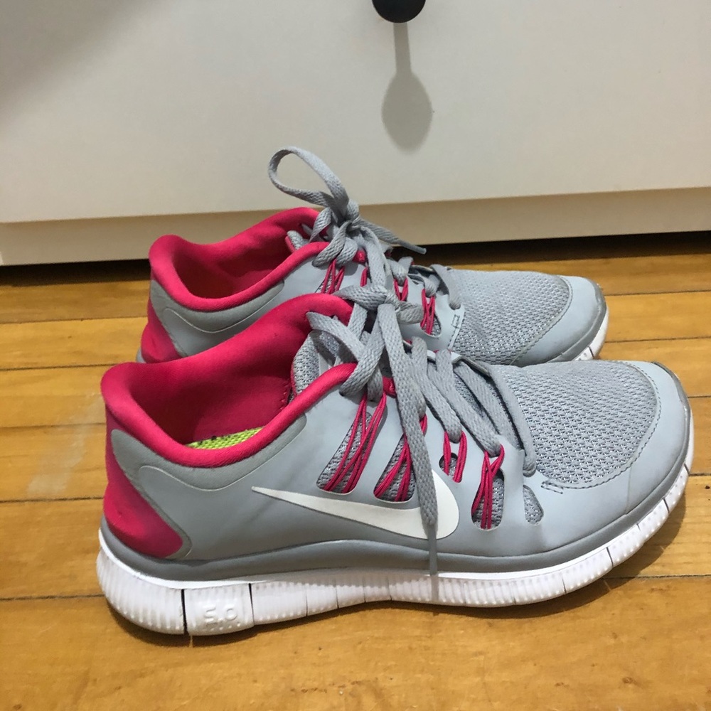 Nike Free Runs